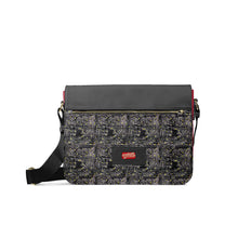 Load image into Gallery viewer, Silent Echo