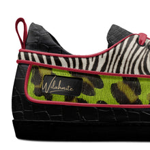 Load image into Gallery viewer, &quot;Art not War&quot;
